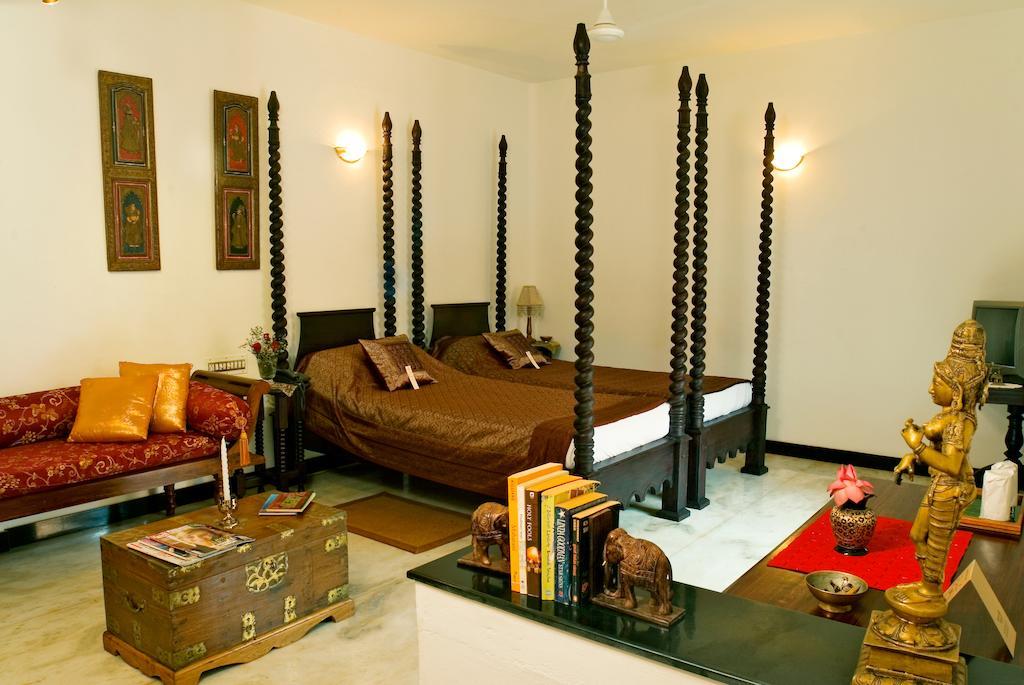 ホテル Raheem Residency アーラップーザ県 部屋 写真